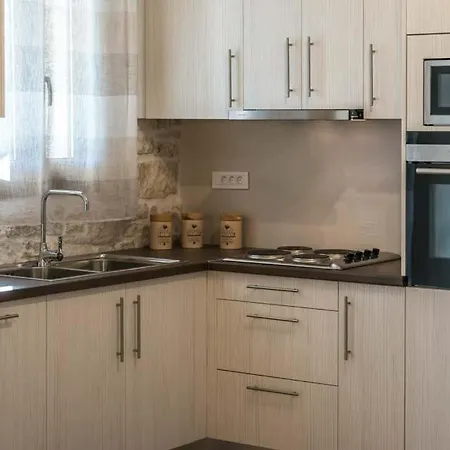 Chartata Sleeps 8 Pool Air Con Wifi Villa Khartata